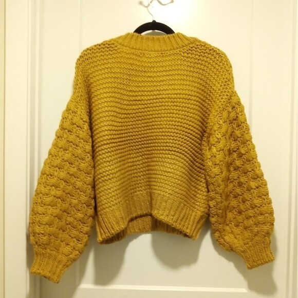 Forever 21 Womens Sweater Chunky Cable Knit Drop Shoulder - Picture 3 of 7